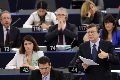 Jos Manuel Duro Barroso pronuncia un discurso ante el pleno de la Eurocmara. | Efe