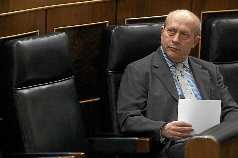 El ministro de educación, José Ignacio Wert, en el Congreso. | Javier Barbancho