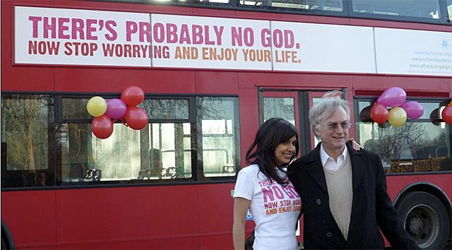 Campaña atea promovida por Richard Dawkin en los autobuses. | Reuters