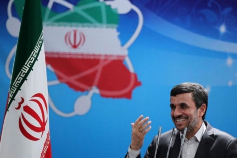 Ahmadineyad en un acto con motivo del da nacional de la energa nuclear en Tehern. | Efe