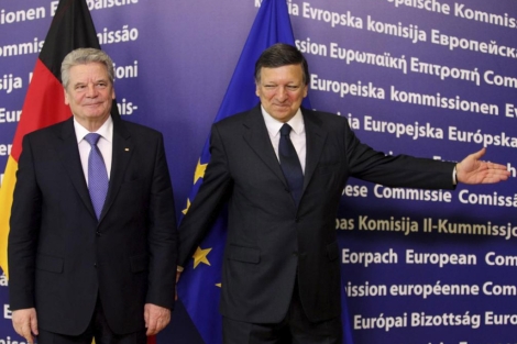 Barroso, junto al presidente de la República de Alemania, Joachim Gauck. | Efe