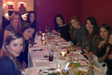 Las mujeres del Real Madrid, durante su cena en Mnich.