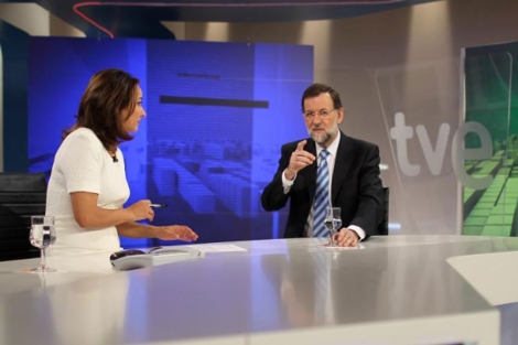 Rajoy, durante una entrevista en TVE en la pasada campaña electoral. | Diego Crespo