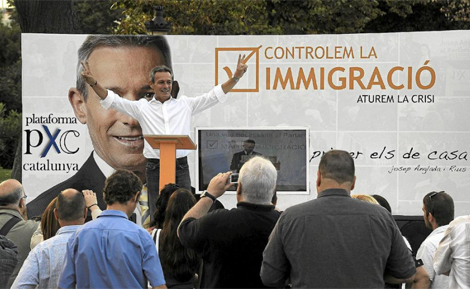 'Controlemos la inmigracin', lema de un mitin de PxC en 2010. | Santi Cogolludo