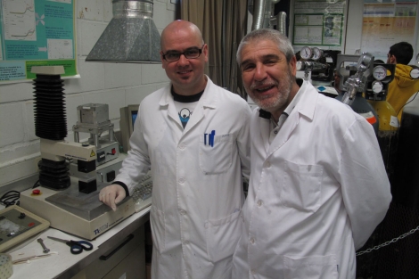 Los investigadores de la UA, Jos Miguel Martn y Jos Antonio Jofre