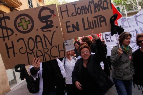 Los palmesanos protestan contra los recortes en la manifestacin del 1 de mayo | Jordi Avell