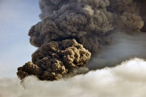 Erupcin del volcn Eyjafjallajkull. | Dyntr
