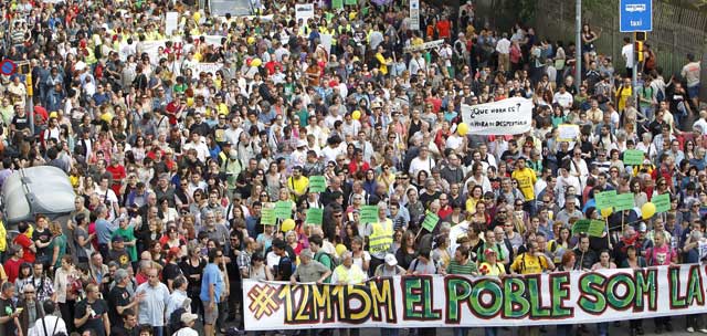 La cabecera de la manifestacin, que ha reunido a unas 100.000 personas. | Jordi Soteras