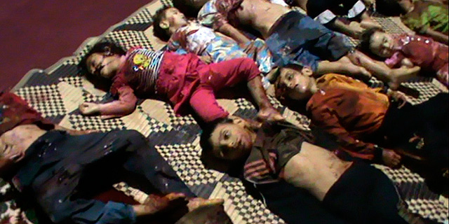 Cuerpos de varios de los 32 nios muertos en el ataque. | Reuters