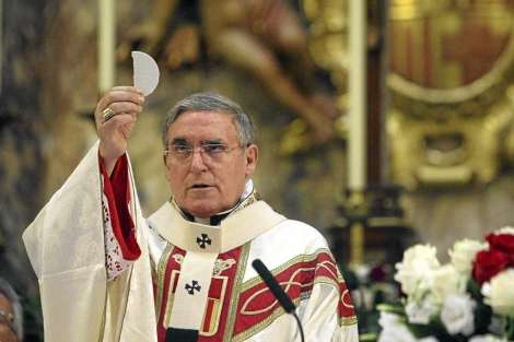 El cardenal arzobispo oficiando una misa dominical. | Quique Garca