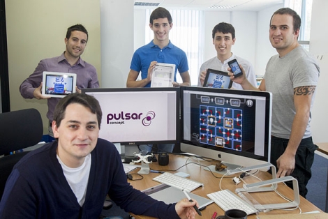 El equipo de Pulsar Concept en su oficina de Barakaldo. | Iaki Andrs