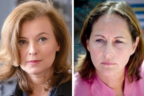 Valerie Trierweiler y Segolene Royal (dcha.). | AFP