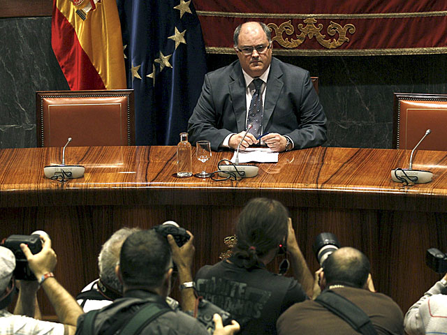 Fernando de Rosa, presidente interino del CGPJ, durante su comparecencia ante la prensa. | Ballesteros | Efe