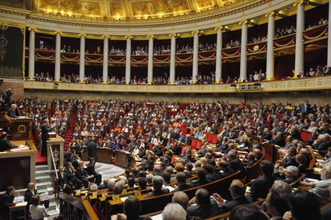 El primer ministro, Jean-Marc Ayrault, habla en la Asamblea Nacional de Francia. | Afp