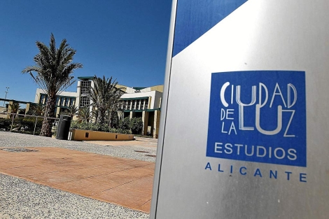 Los estudios ciudad de la Luz, en Alicante. | Ernesto Caparrs