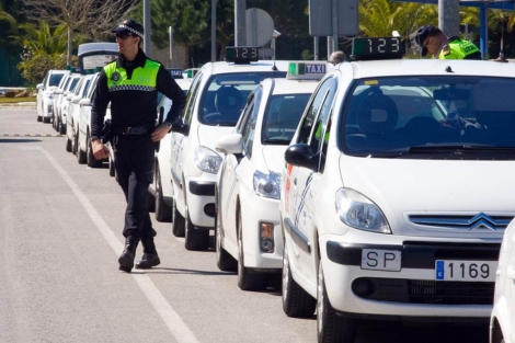 Una huelga de taxistas en Jerez (Cdiz) en 2011. | J. F. Ferrer