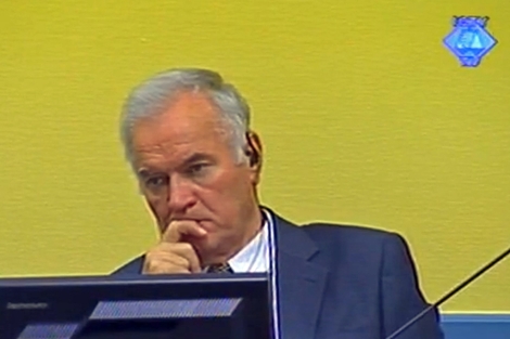 Ratko Mladic, durante una de las audiencias del juicio en La Haya. | Afp