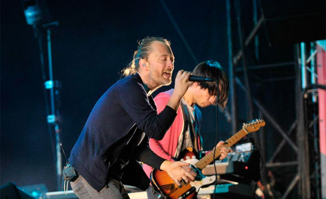 Thom Yorke, durante su concierto de anoche en Bilbao. | Patxi Corral