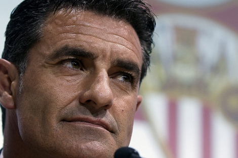Mchel, entrenador del Sevilla F.C.