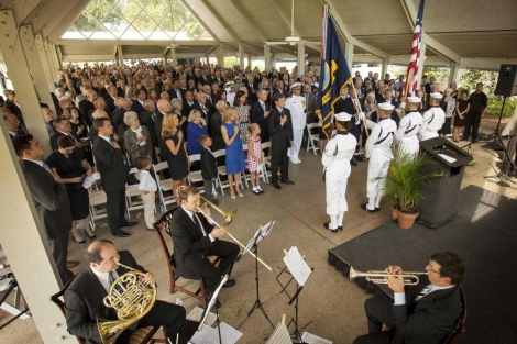 Vista de los asistentes al funeral privado de Armstrong.| NASA/ Efe