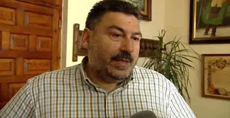 El alcalde de Los Yébenes, el 'popular' Pedro Acevedo.