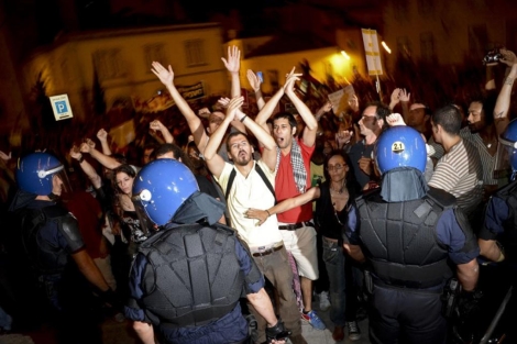 Miles de personas han asistido a las protestas en diversas ciudades. | Afp