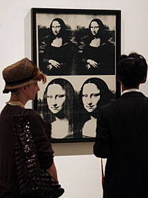 Double Mona Lisa. | AFP