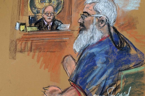 Recreacin artstica de Abu Hamza durante su comparecencia ante un juez de Nueva York. | Efe