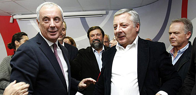 Pachi Vázquez, con José Blanco (d) y Francisco Caamaño. | Efe