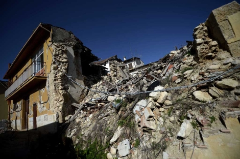 Daos provocados por el terremoto de L'Aquila. | AFP