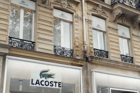 Una tienda de Lacoste en París. | Afp