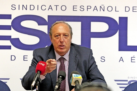 El jefe de la seccin sindical de Iberia, Justo Peral. | Efe