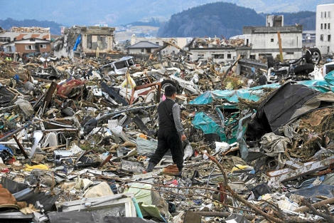 La ciudad de Rikuzentakata, en la provincia de Iwate, destrozada tras el tsunami. | Efe