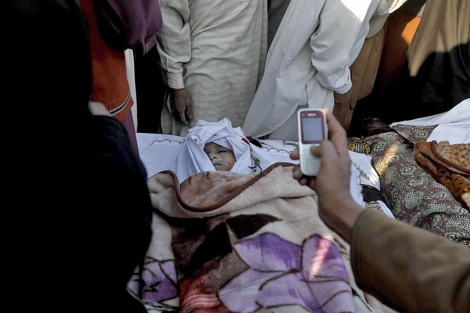 Uno de los nios muertos en el atentado en Rawalpindi.| Reuters