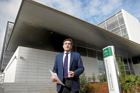 La Junta se gasta 20 millones de euros en una sede que lleva un año ...