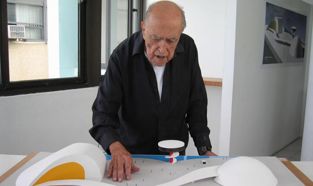 Oscar Niemeyer. VEA MÁS IMÁGENES