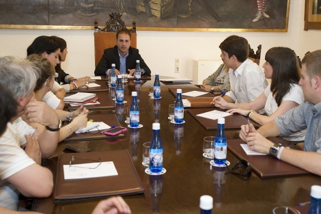 El diputado Pablo Roig durante una reunin en la institucin provincial. | ELMUNDO.es