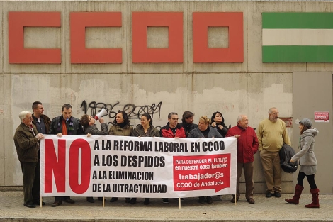 La concentracin de los trabajadores del sindicato en Granada. | Jess G. Hinchado