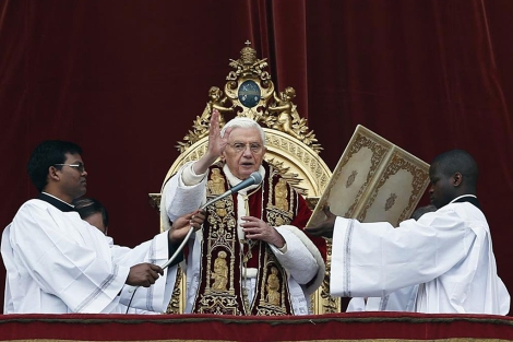 El Papa, durante la bendicin.| Reuters