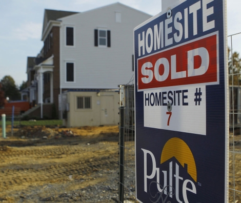 Cartel de una vivienda recién vendida en Maryland (EEUU). Reuters