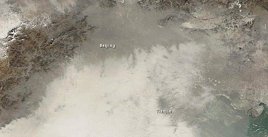 La nube de polucin, captada desde el espacio. | NASA/Reuters