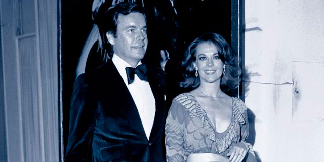 La pareja de actores, a su llegada al Festival de Cine de Cannes de 1976.