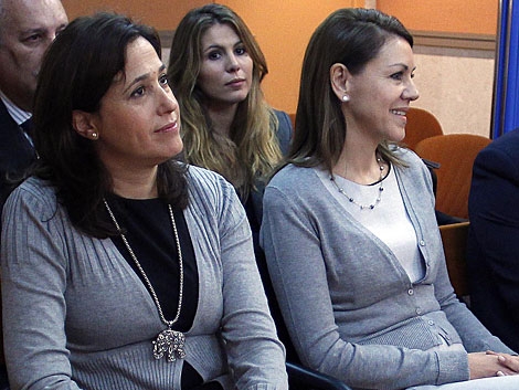 Rosa Romero, a la izquierda, en el juicio por ser objeto de espionaje. | Javier Barbancho