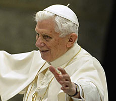 El Papa saluda hoy a sus fieles. | Afp