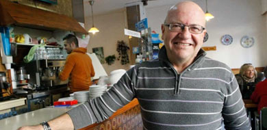 Miguel Rossell, propietario del Caf bar Alemania.