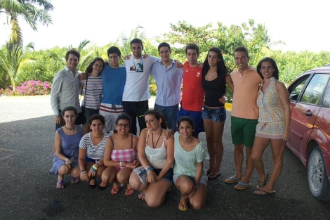 Los 14 estudiantes de la UCM a los que su hotel de Punta Cana les reclamaba 7.000 dlares.