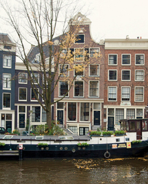 Propiedad junto al canal Prinsengracht en venta por 2,8 millones. | ELMUNDO.es