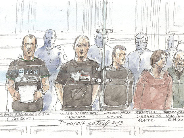 Dibujo de cinco de los etarras juzgados en Pars. | Benoit Peyrucq / Afp