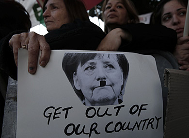 Protestas en Chipre comparando a Merkel con Hitler. | Reuters