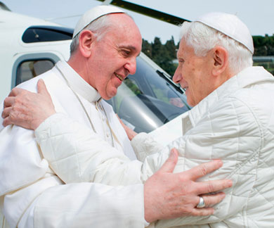 Francisco y Benedicto XVI. | Afp VEA MS IMGENES